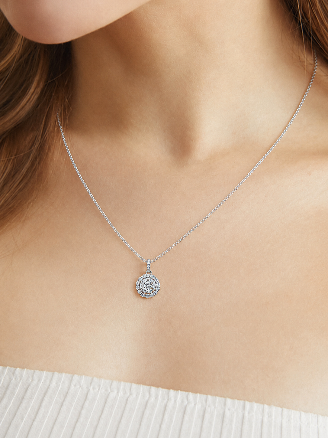 Radiant Scalloped Halo Pendant