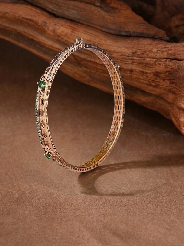 Emerald-Accented Openwork Lattice Rose Gold Bangles