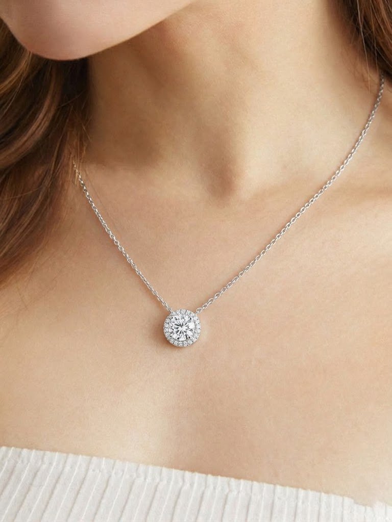 Classic Halo Solitaire Pendant