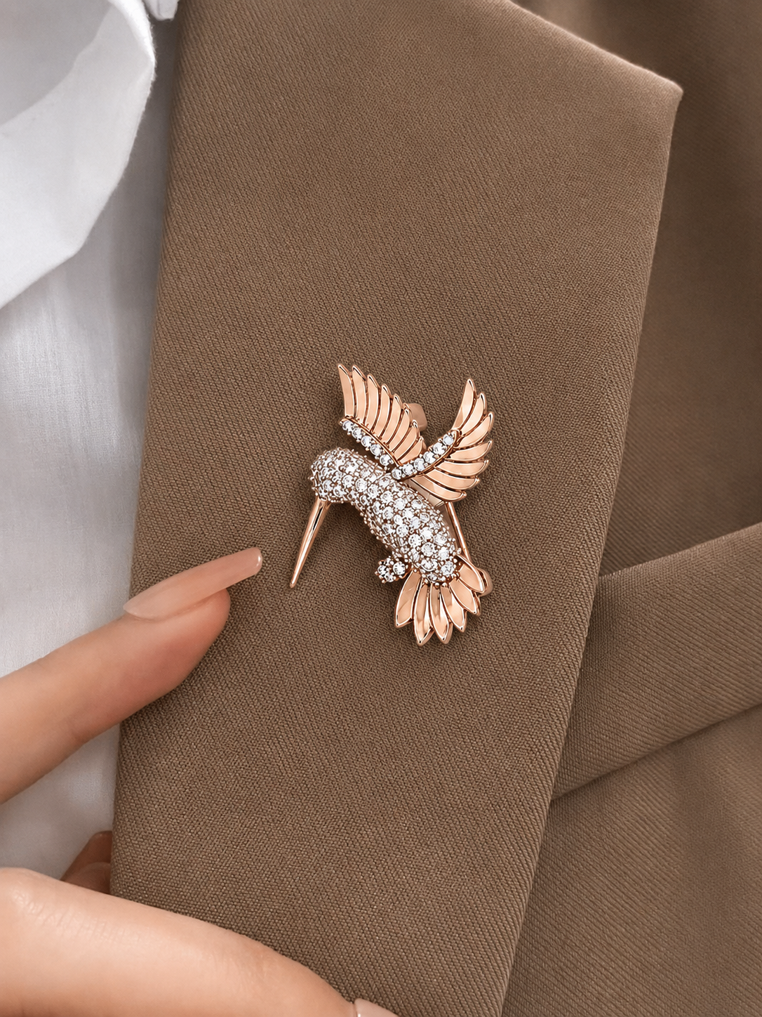 Graceful Hummingbird Pavé Rose Gold Brooch