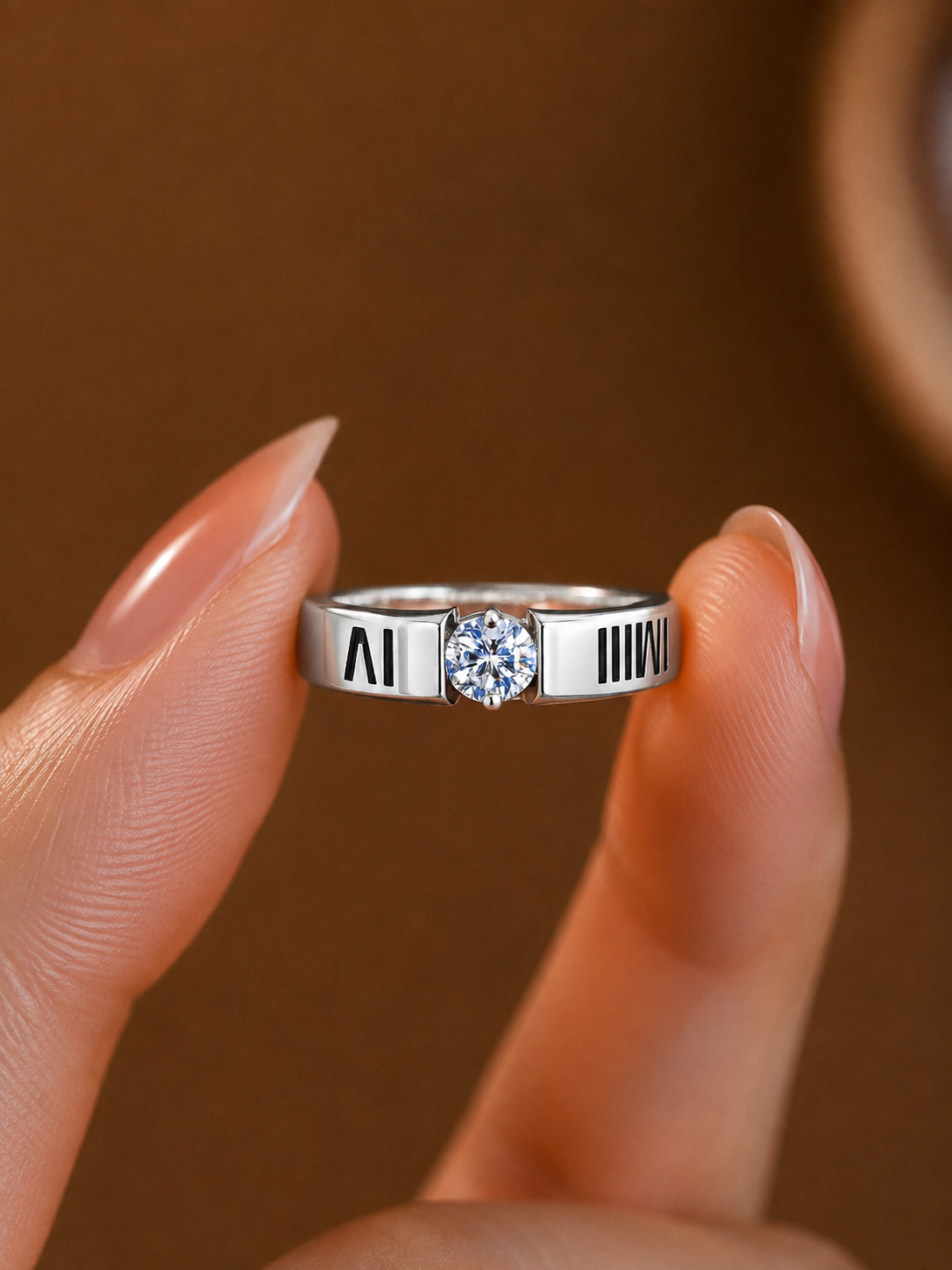 Roman Numeral Solitaire Designer Ladies Band