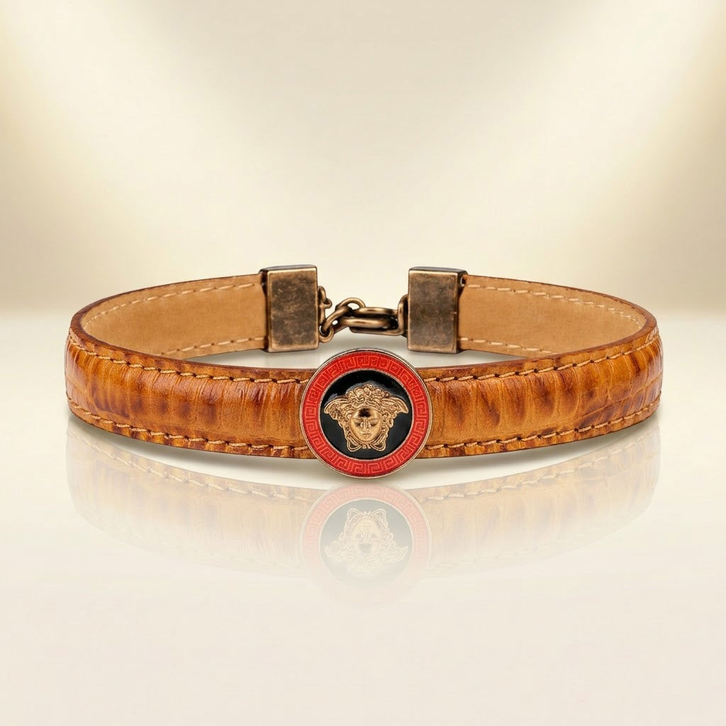 Refined Medusa-Emblem Leather Gents Bracelet