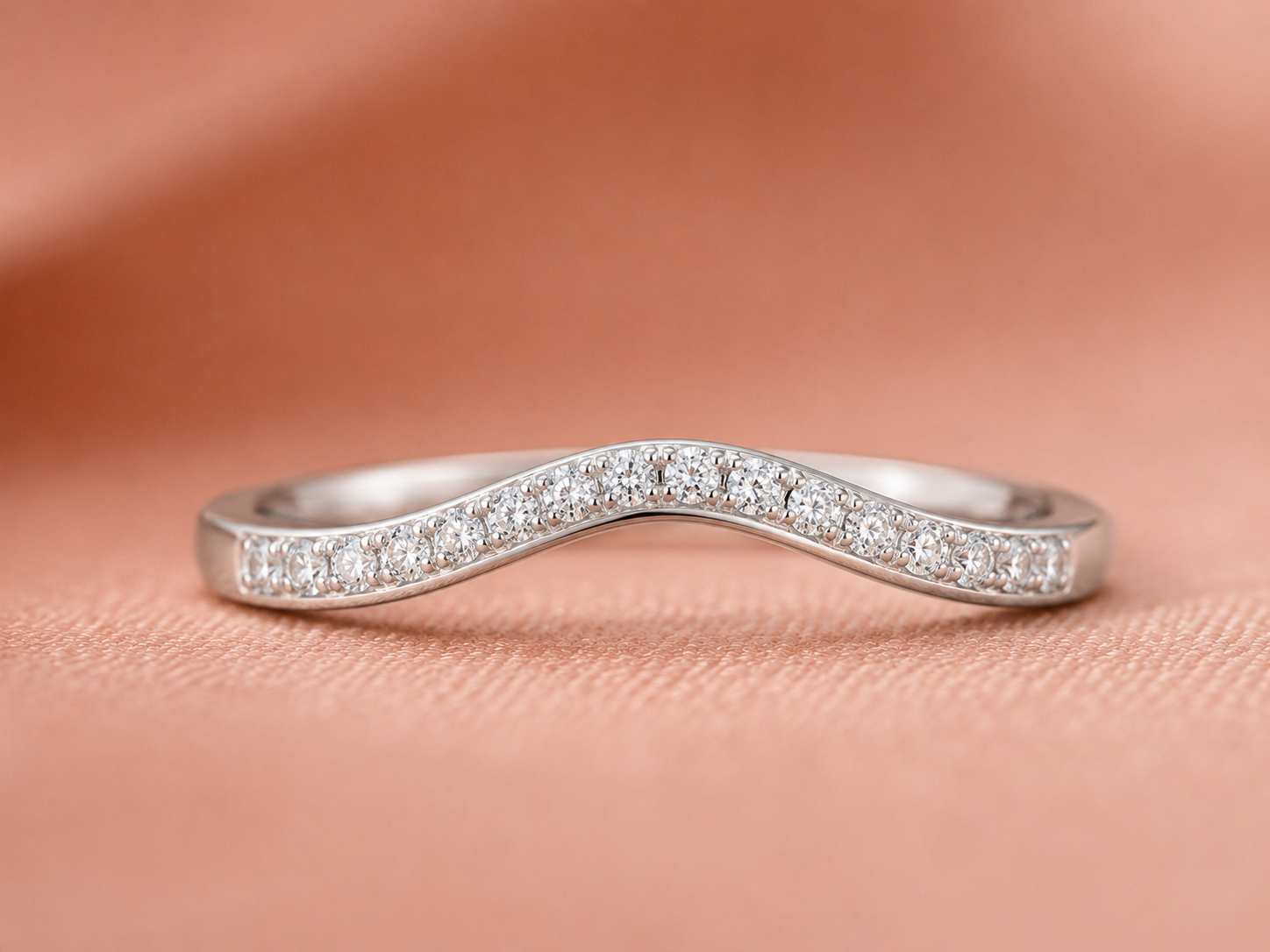 Elegant Curved Pavé Diamond Ladies Band
