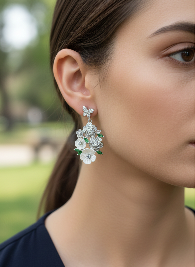 Ivory Bloom Silver Pendent Set