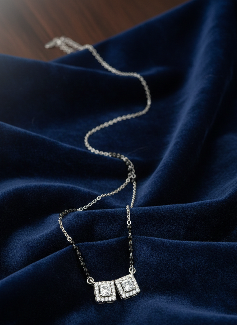 Aria Modern Mangalsutra.