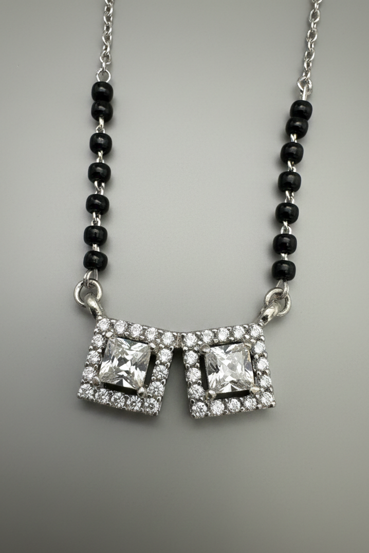 Aria Modern Mangalsutra.