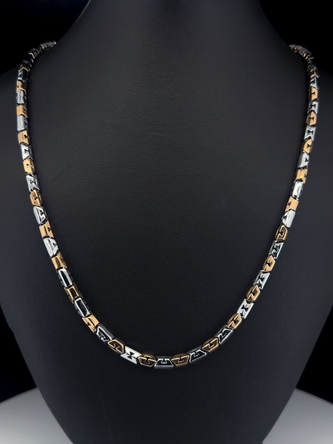 Modern Geometric Two-Tone Gents Chain