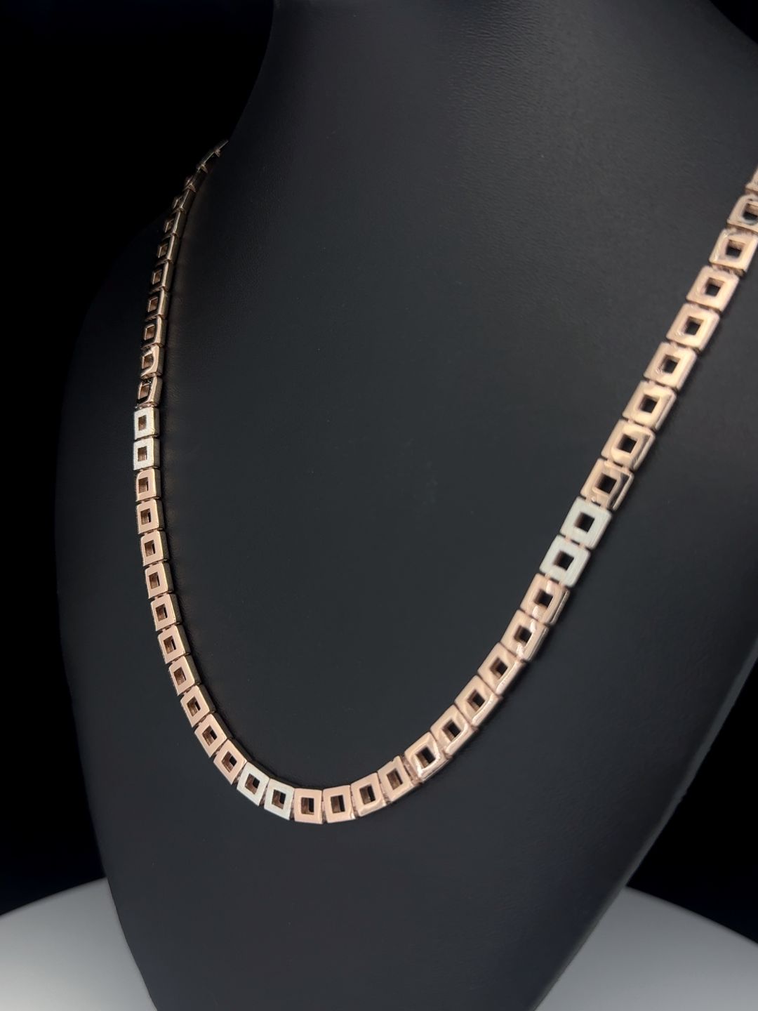 Modern Geometric Square-Link Gents Chain