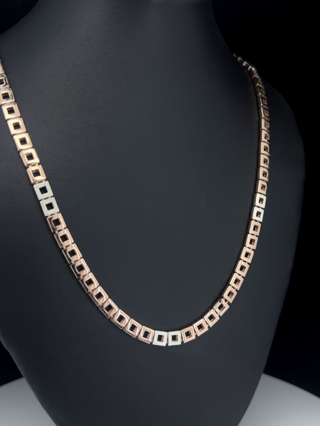 Modern Geometric Square-Link Gents Chain