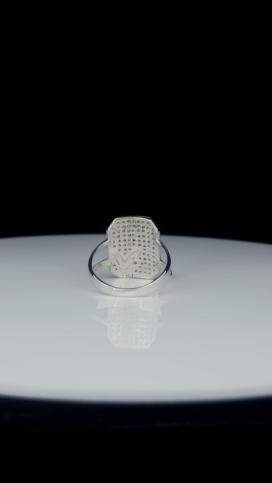 Imperial Frost Signet Ring