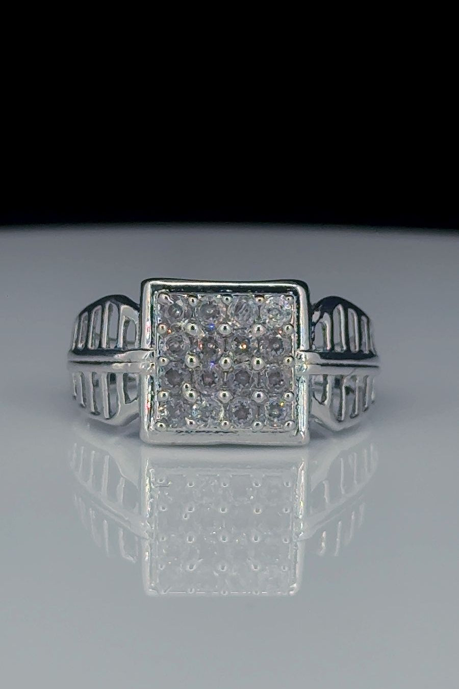 Royal Square Diamond-Cut 925 Silver Ring
