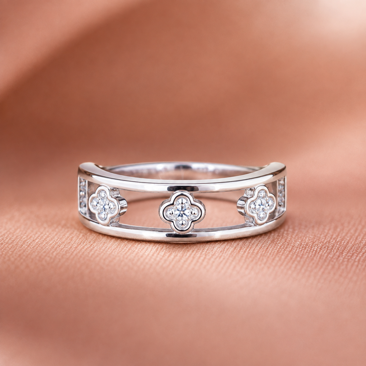 Enchanting Designer Open-Work Clover Ladies Band