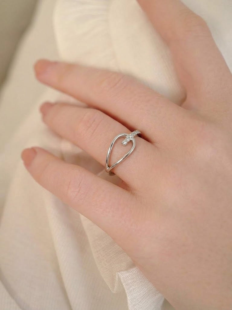 Minimalist Teardrop Pavé Ring
