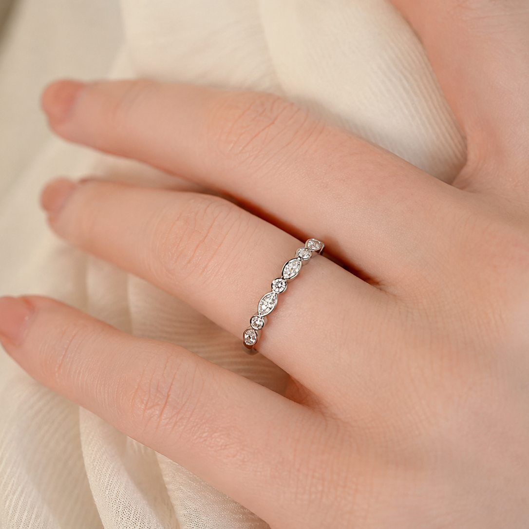 Delicate Alternating Marquis and Round Diamond Ladies Band