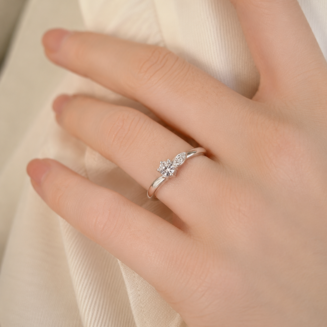 Graceful Asymmetric Accent Ladies Band